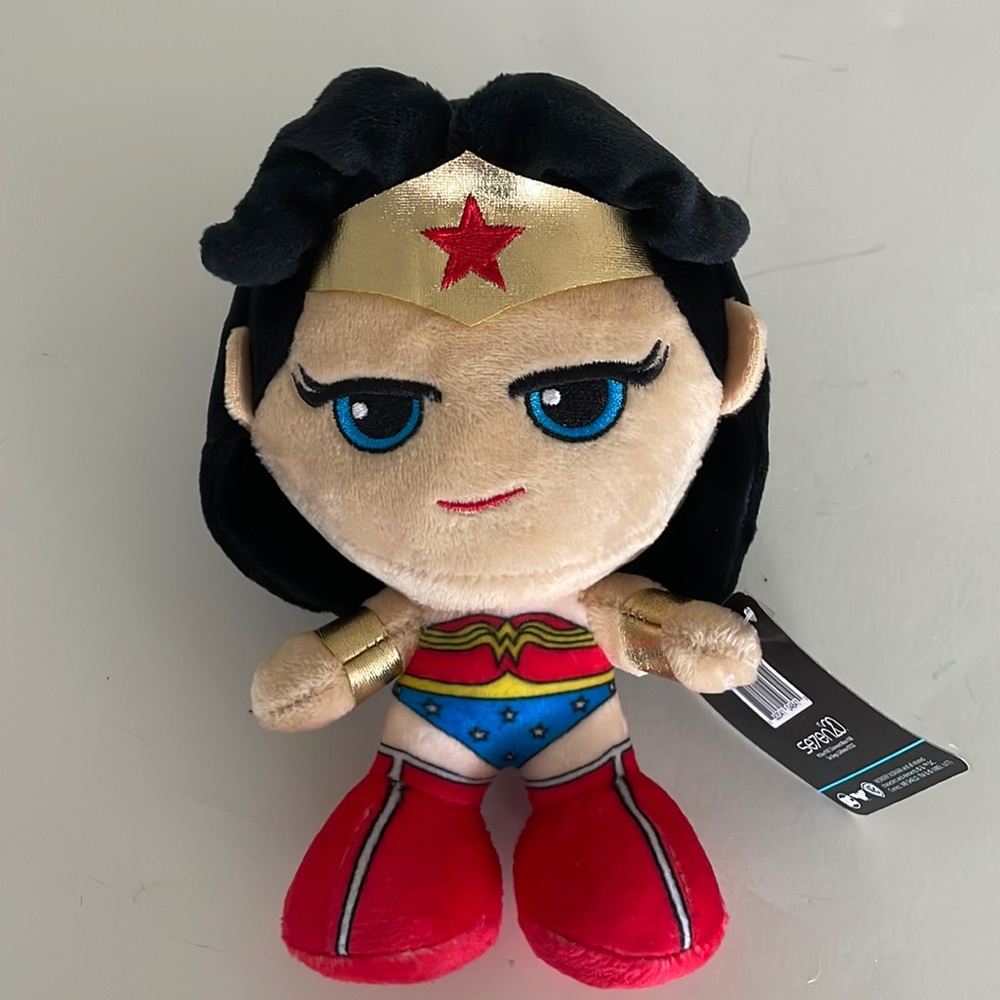 Seven20 7 inch DC Comics Wonder Woman Plushie